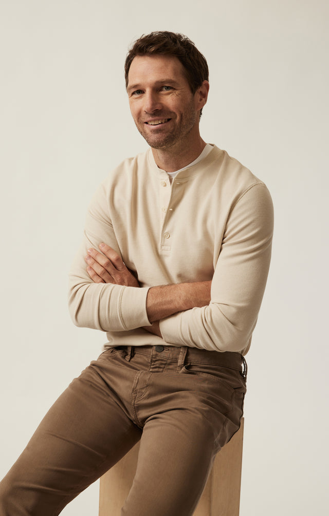 34 Heritage - Long Sleeve Henley In Oatmeal
