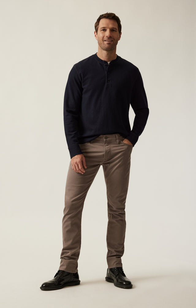 34 Heritage -  Long Sleeve Henley In Navy