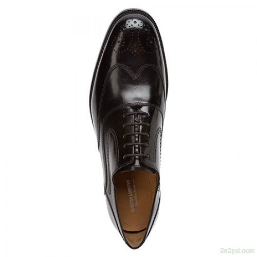 Johnston & Murphy Stratton Wingtip Oxfords in Black Calfskin | Men's Shoes 15-7071